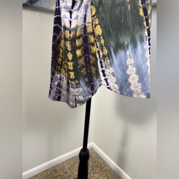 Coin 1904 Elegant Women's Tie-Dye Tunic in Blue and Green Size 1X - Picture 5 of 9